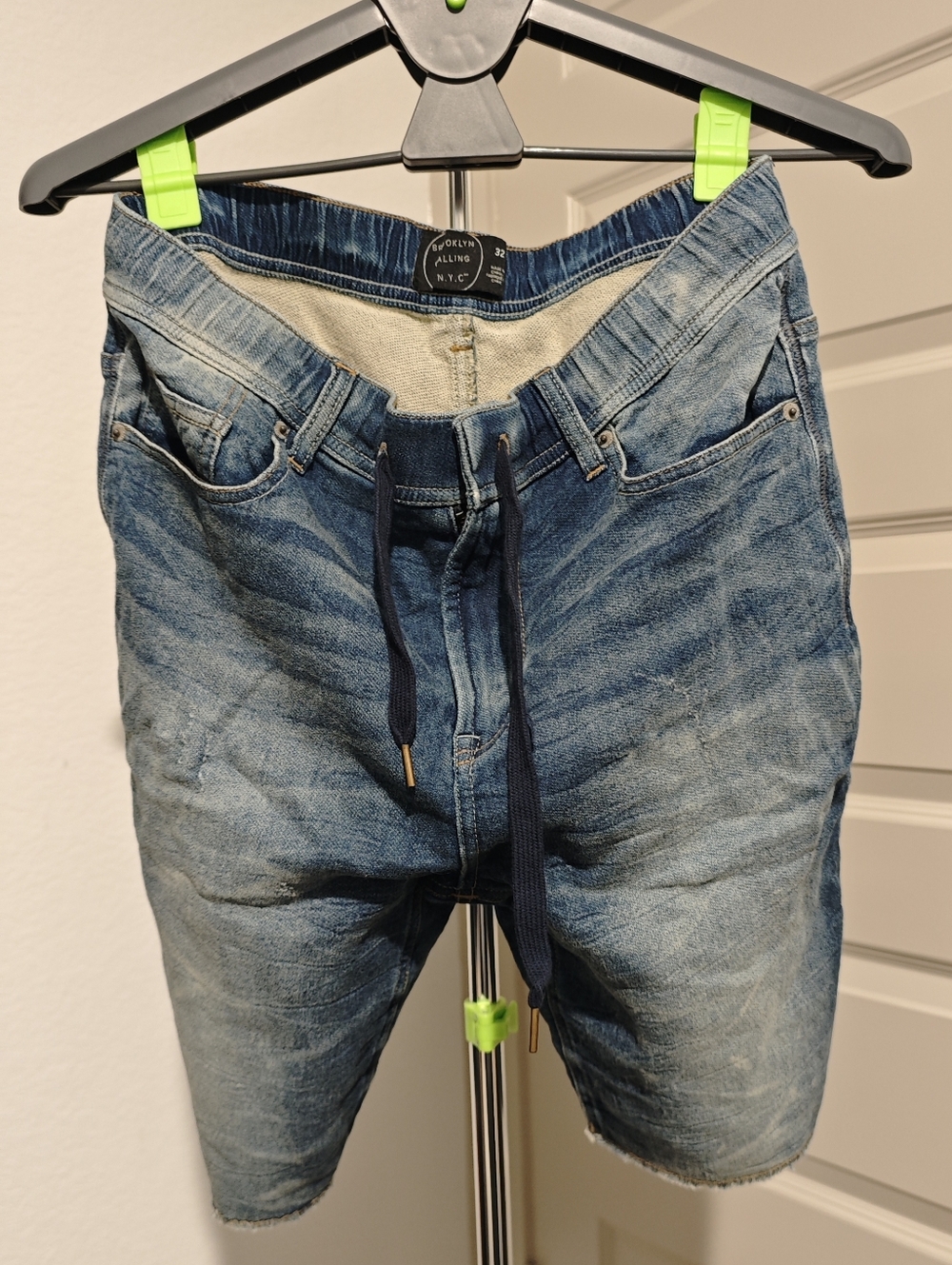 Brooklyn Calling NYC Men's Elastic Drawstring Stretch Denim Shorts Size 32